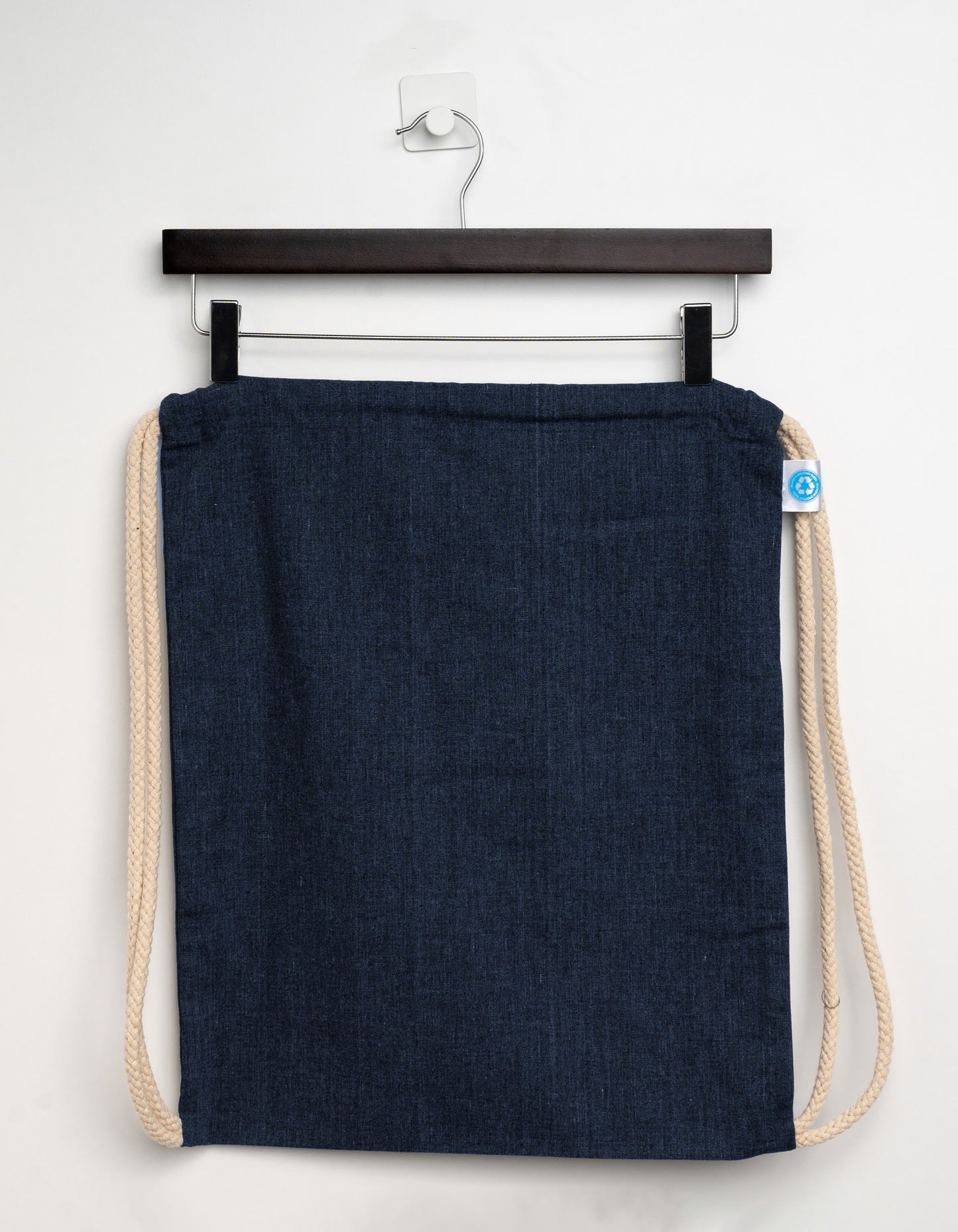 XT450_Navy-(ca.-Pantone-532C).jpg