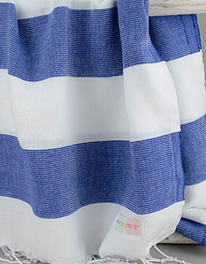 AR058_White_True-Blue.jpg